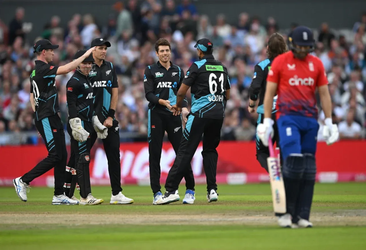 England Beat New zealand in 2nd t20