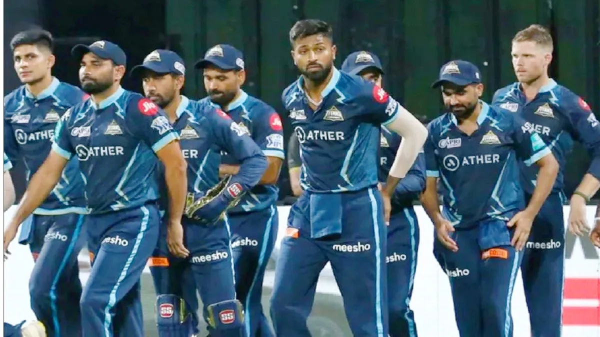 गुजरात टायटंस के लिए आई बुरी खबर, Hardik Pandya ने अचानक छोड़ी कप्तानी, अब ये खिलाड़ी बनेगा GT का नया कप्तान