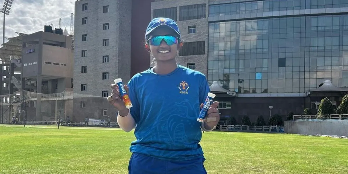  Vrinda Dinesh