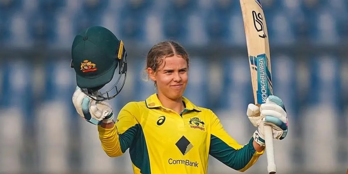 Phoebe Litchfield