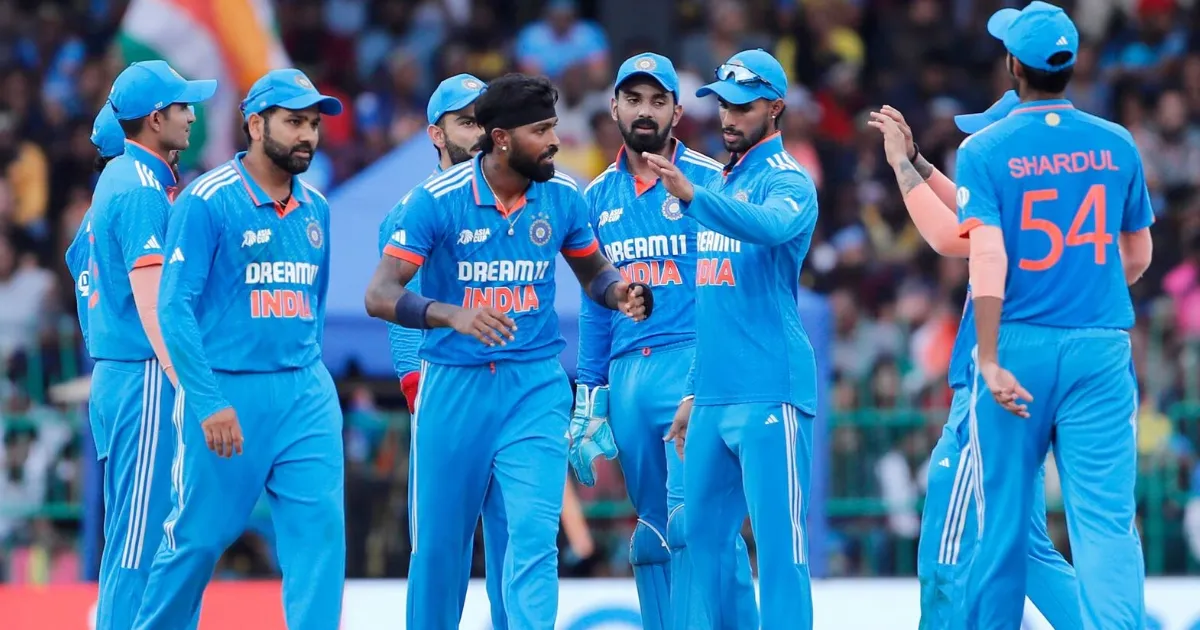 Team India में ये 3 खिलाड़ी जमकर चल रहा हैं दादागिरी, BCCI को समझते हैं अपने पैरों की जूती