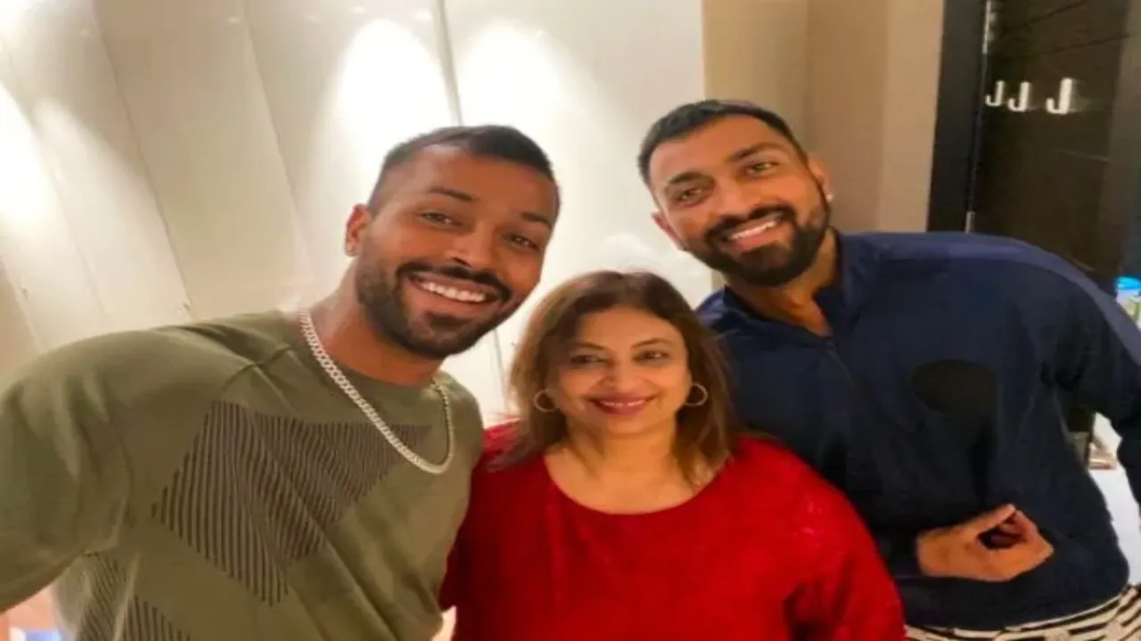 Hardik Pandya's Mother