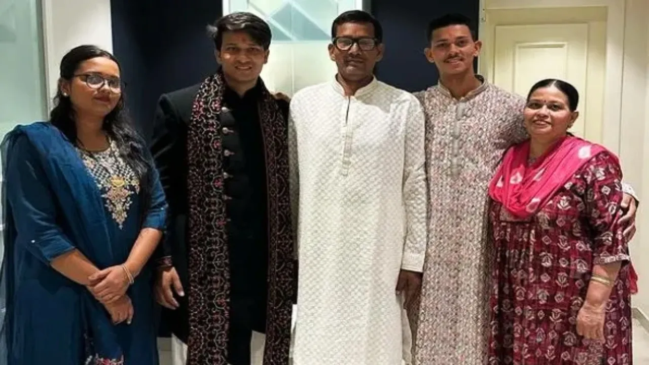 Yashasvi Jaiswal Family