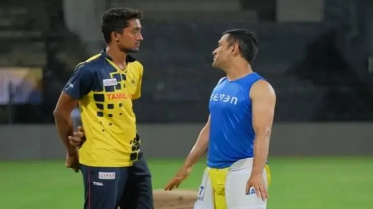 Sai Kishore With MS Dhoni