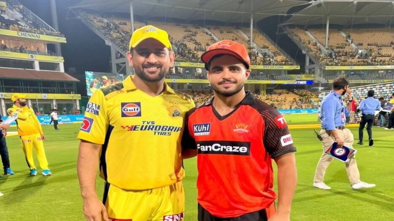 Anmolpreet Singh With MS Dhoni