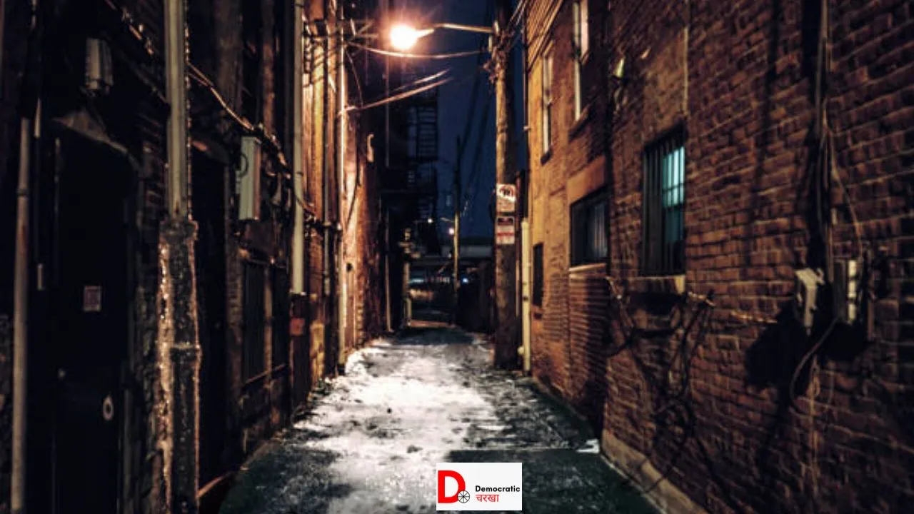 dark alley