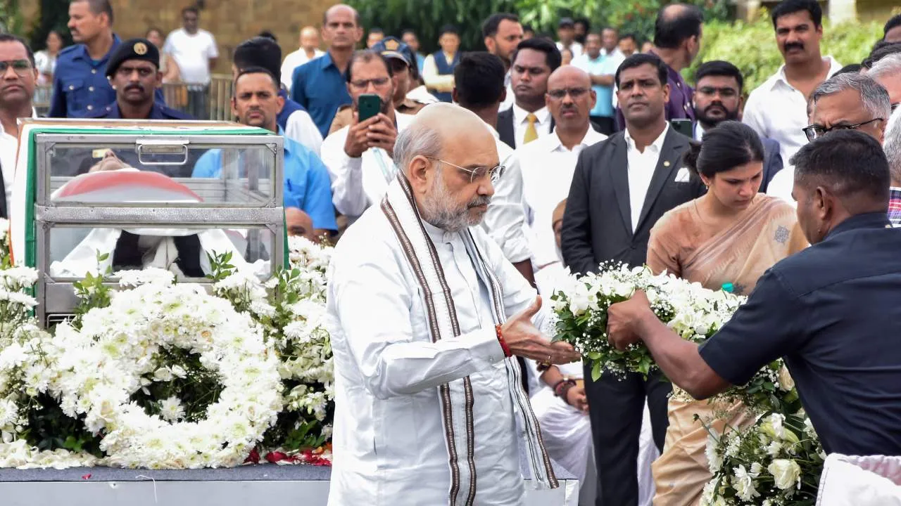 Union home minister Amit Shah pays his last respects to Ratan Tata in Mumbai on Thursday.