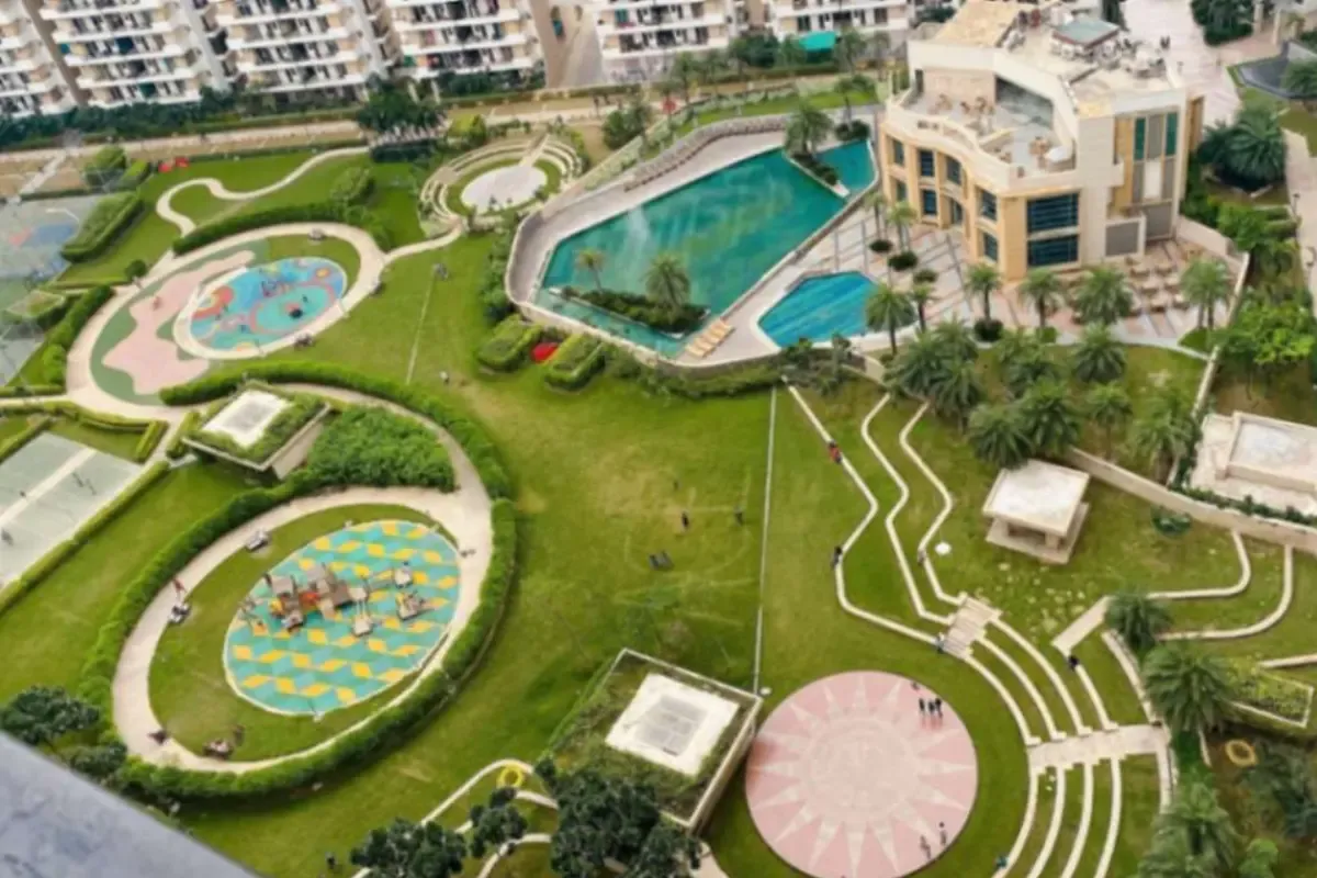 Noida Sector 100