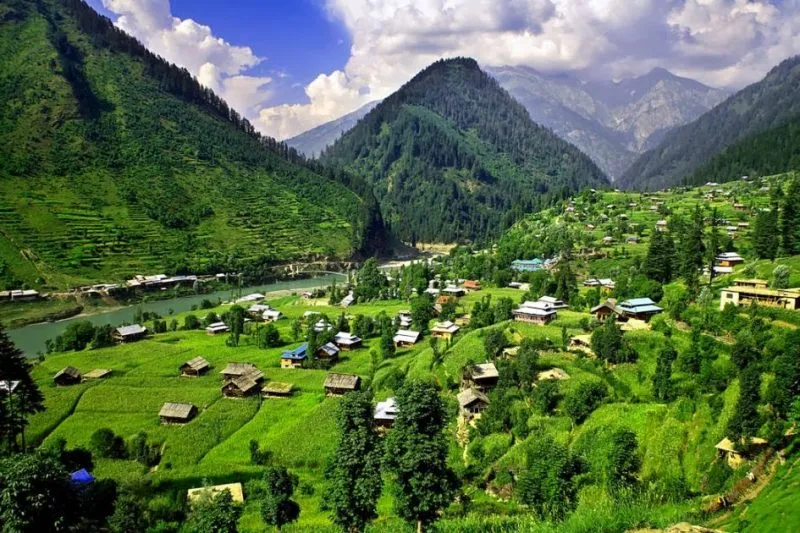 India's Kashmir Valley tourism may take a steep dive