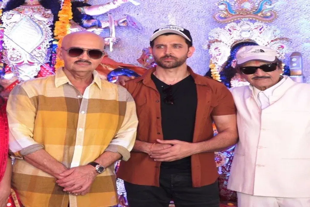 Rakesh and Hrithik Roshan during Navratri