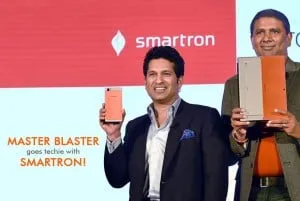 smartron-laptop-and-smartphone