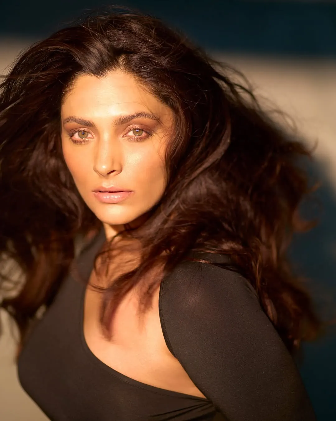 saiyami kher