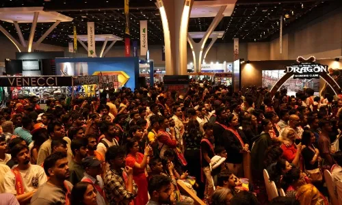 The crowd near the stage at Mumbai Comic Con 