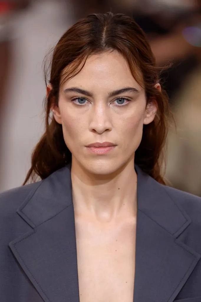 alexa chung with wispy fringe on shoulder length hair