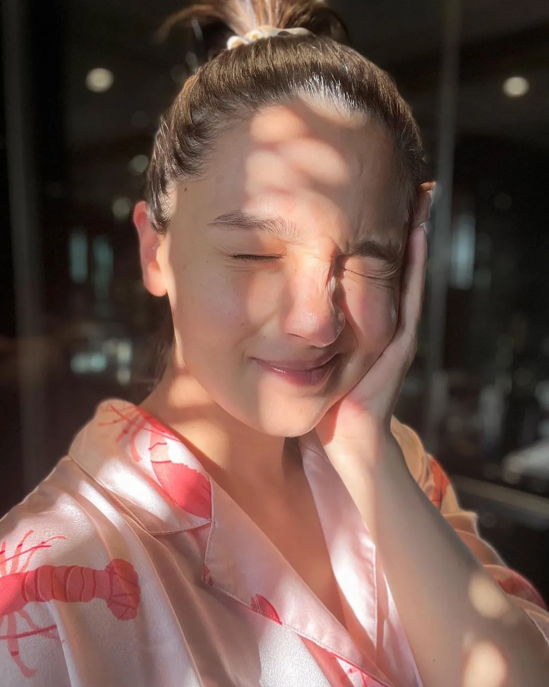 Alia Bhatt Glows In Adorable No Makeup Sunkissed Selfie, Check Out The  Diva's Unfiltered Pictures - News18