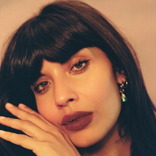 Bangs Jameela Jamil