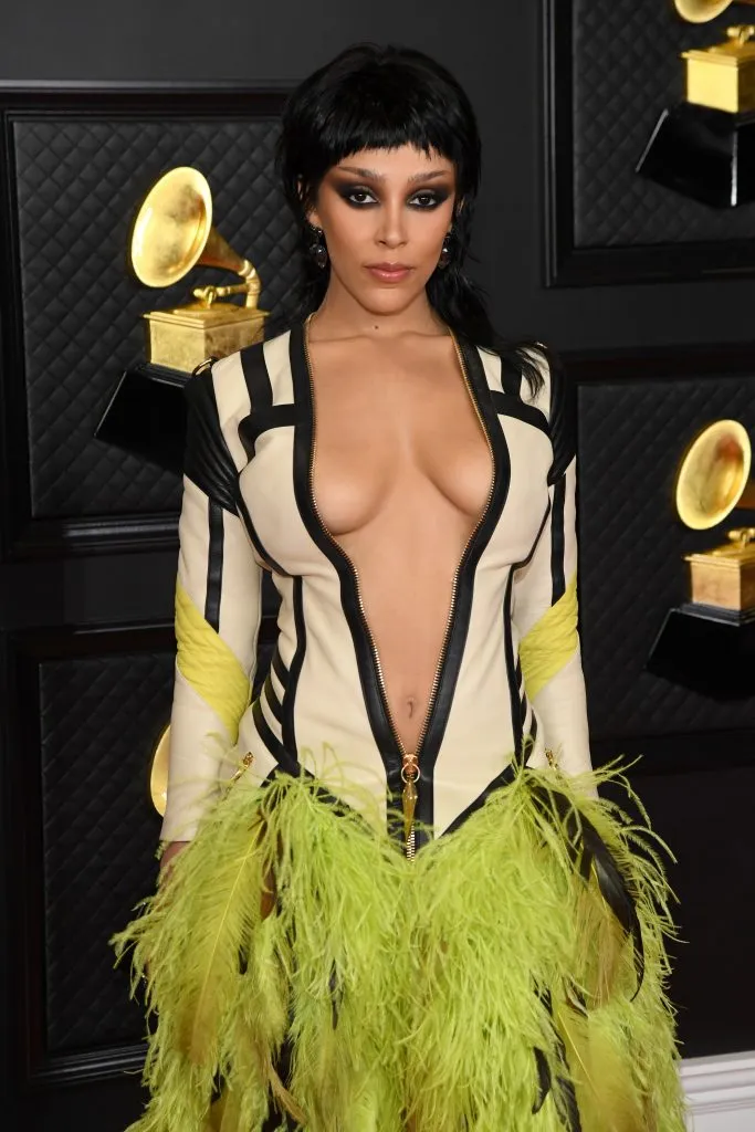 Grammy Awards 2021 Beauty Looks