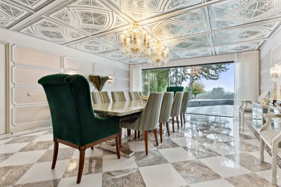 Villa Vari