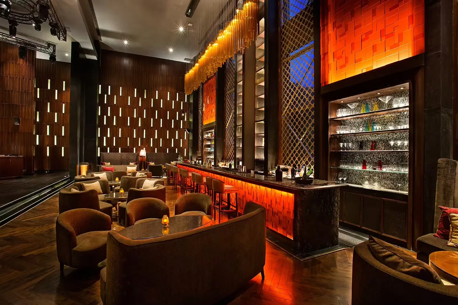 Conrad pune