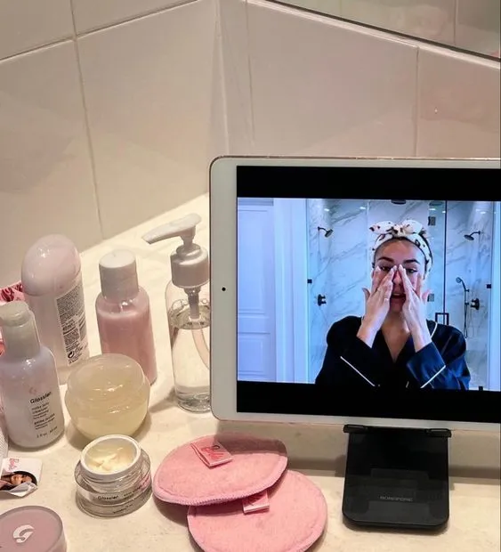 publive-image