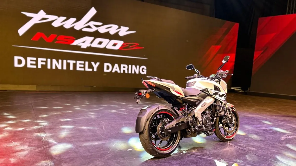 Bajaj-Pulsar-NS400-rear