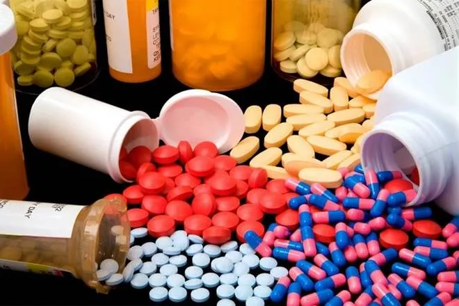 Coronavirus Impact On Indian Pharma Industry, paracetamol, drug prices jumps to 40 per cent in india, corona impact on mobile industry, कोरोना वायरस, फार्मा इंडस्ट्री, पैरासिटामॉल, दवाएं, china coronavirus