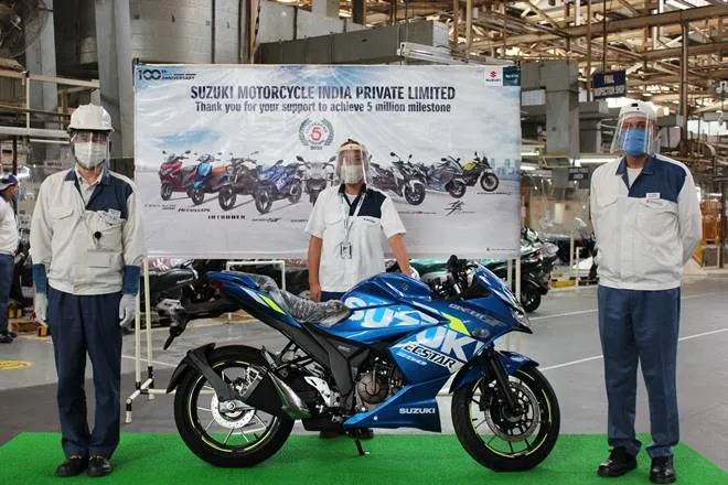 Suzuki Motorcycle India rolls out 5 millionth vehicle from its Gurugram plant, GIXXER SF 250 BS6 became the 5 millionth celebratory unit