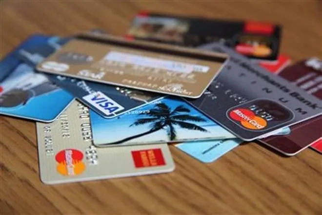 if you are thinking to opt for moratorium on credit card payment keep these things in mind