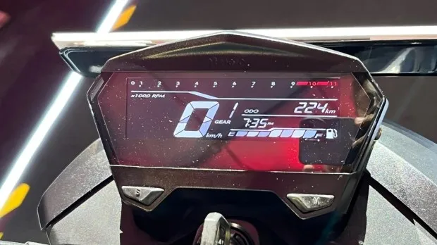 Hero-Xtreme-160R-4V-Review-4
