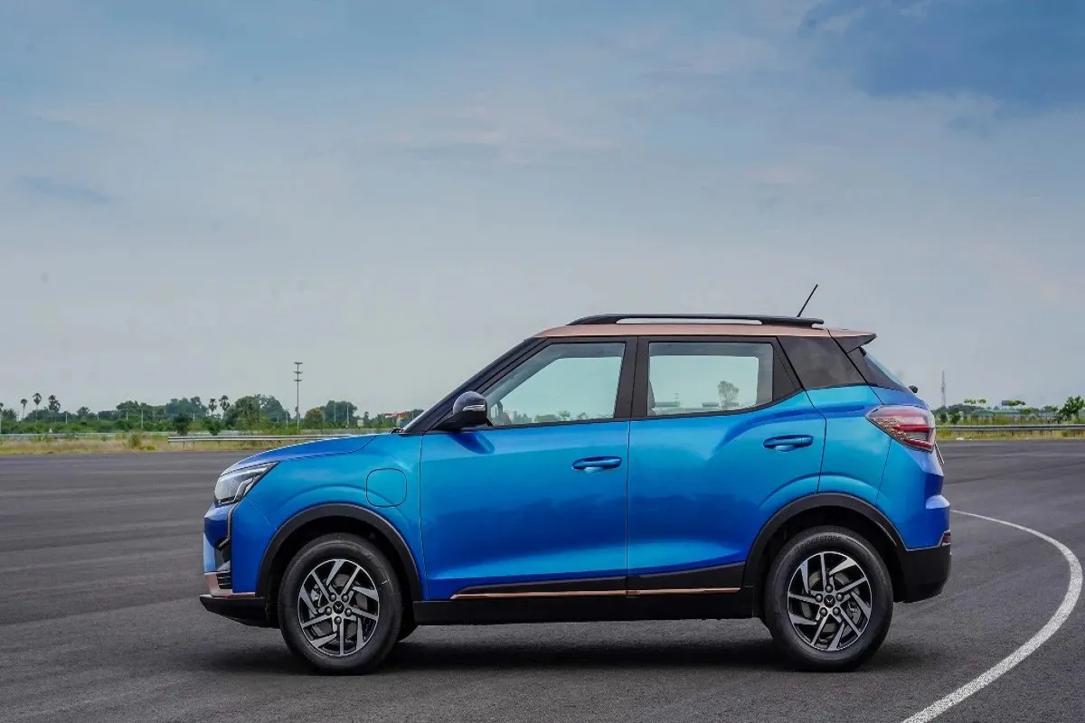 2023 Mahindra XUV400 SUV