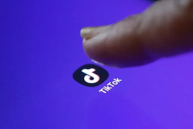 ban tik tok madras high court asks central government