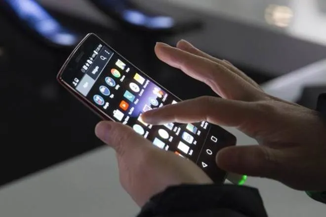 how to save battery on android phone, android phone battery, What is Dark Mode in android phones, Google tips for save battery on android phones, Google