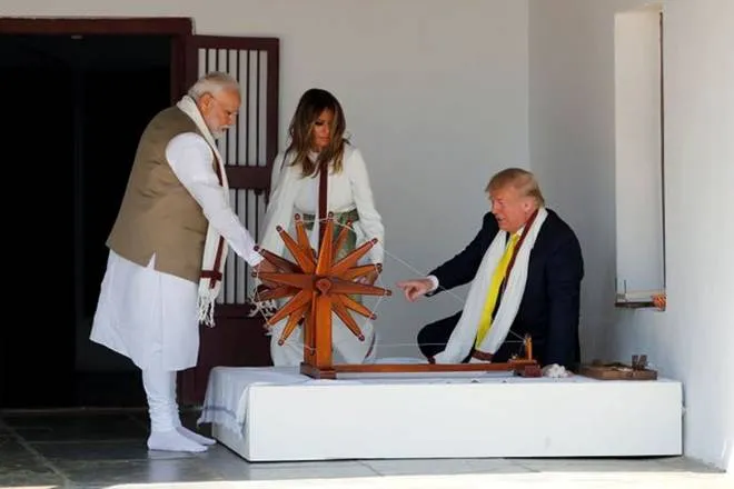 ‘Namaste Trump’, Donald Trump, Donald Trump India Visit 2020 LIVE, PM Narendra Modi, Motera Stadium, Ahmedabad, Taj Mahal, Trump Menu Card, ITC Maurya, : अमेरिकी राष्ट्रपति डोनाल्ड ट्रम्प, Trump Family In India, Melania Trump, Ivanka Trump, American delegates, ट्रम्प, PM Modi, अहमदाबाद, मोटेरा स्टेडियम, ताजमहल, ट्रम्प की भारत यात्रा