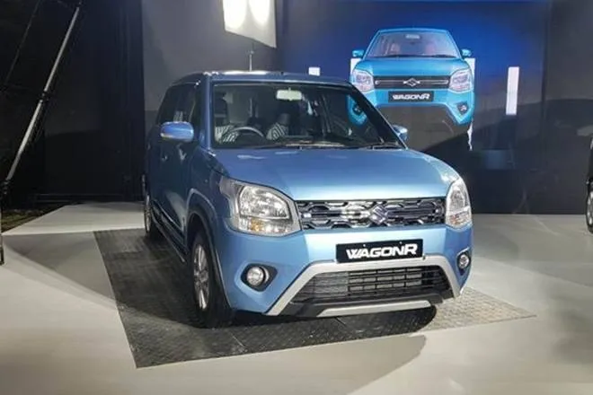 India's most fuel efficient automatic petrol cars under 9 lakh rupees