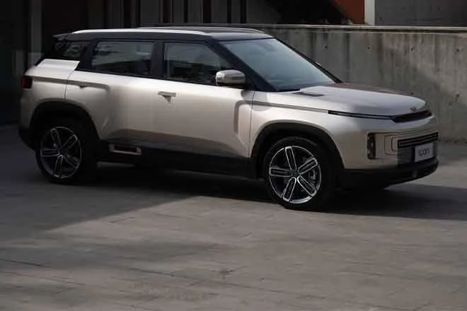 This chinese car can prevent its passengers from coronavirus, know how, Gilly Icon