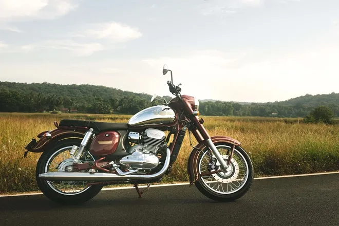 Royal Enfield vs Jawa Bikes: features, price and specifications