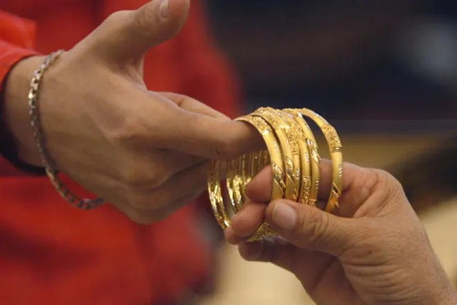 Silver gold rate today, Gold and silver prices touched record levels in the national capital on Thursday