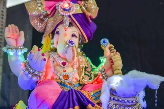 Ganesh Chaturthi 2020, Organisers plan live Aarti, virtual darshan through facebook, zoom and google due to covid19