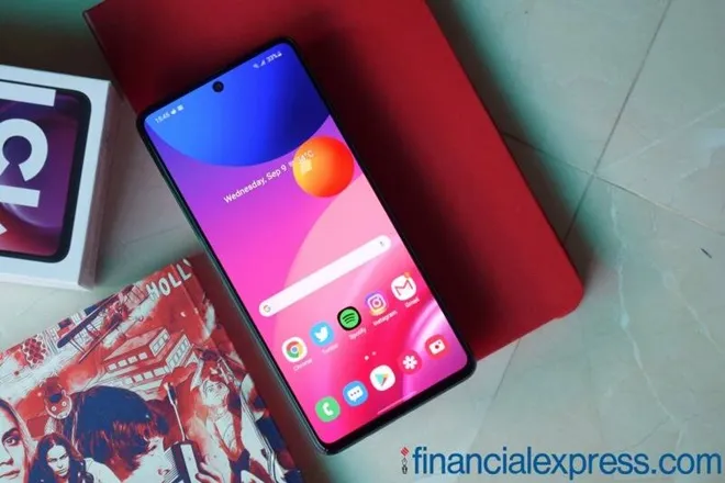 Samsung Galaxy M51 launched in india with massive battery know price specifications camera features