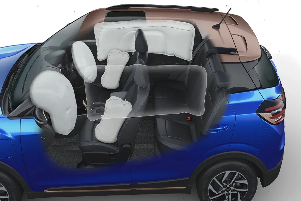 2023 Mahindra XUV400 SUV