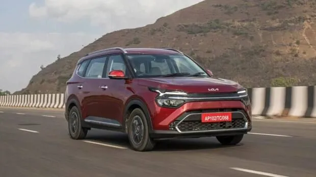 Kia-Carens