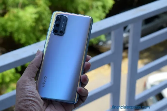 Vivo V19 launched in india with dual selfie camera know price features specifications