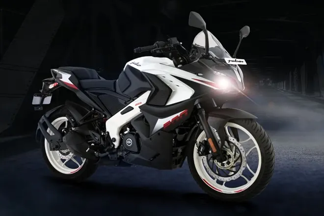 Sports bikes under 3 lakh rupee price, Hero Xtreme 160R, Bajaj Pulsar RS200, Yamaha MT-15, Bajaj Dominar 400, TVS Apache RR310, affordable sports bikes