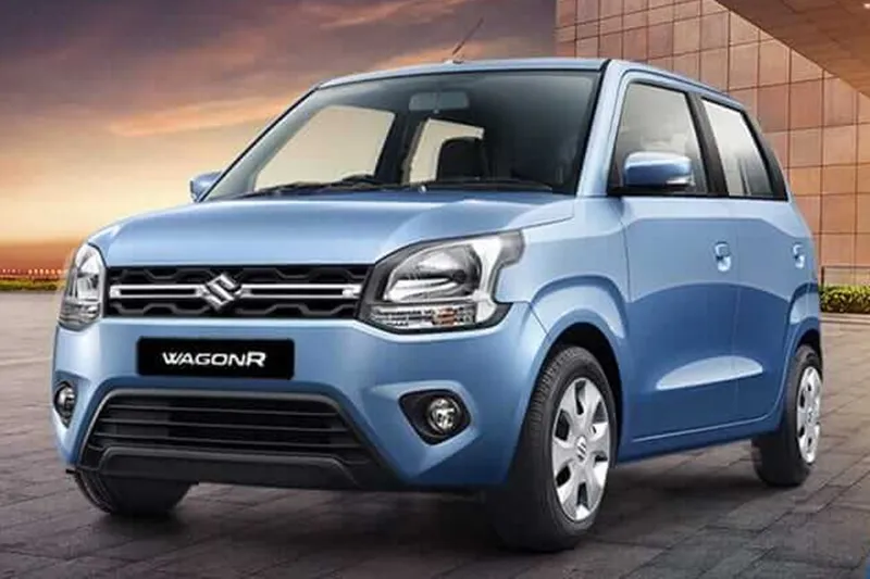 Petrol BS6 cars with highest fuel efficiency in India, maruti suzuki dzire, maruti alto, maruti swift, maruti celerio, renault kwid