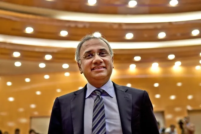 Infosys CEO Salil Parekh draws Rs 34.27 cr pay package in FY20, Wipro CEO Abidali Z Neemuchwala saw his compensation at about Rs 33.38 crore
