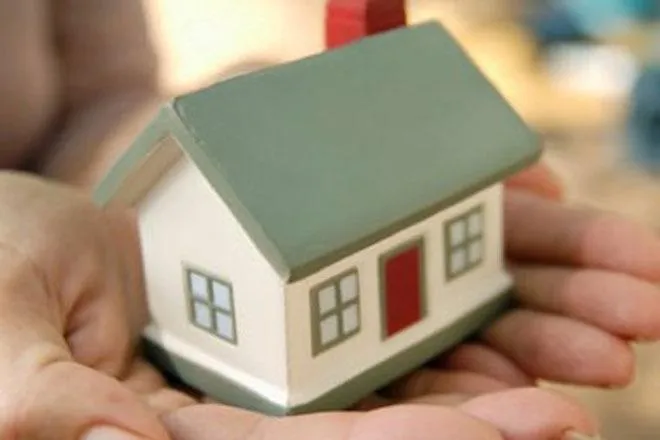 current times are best to buy property 65 percent people say in a survey