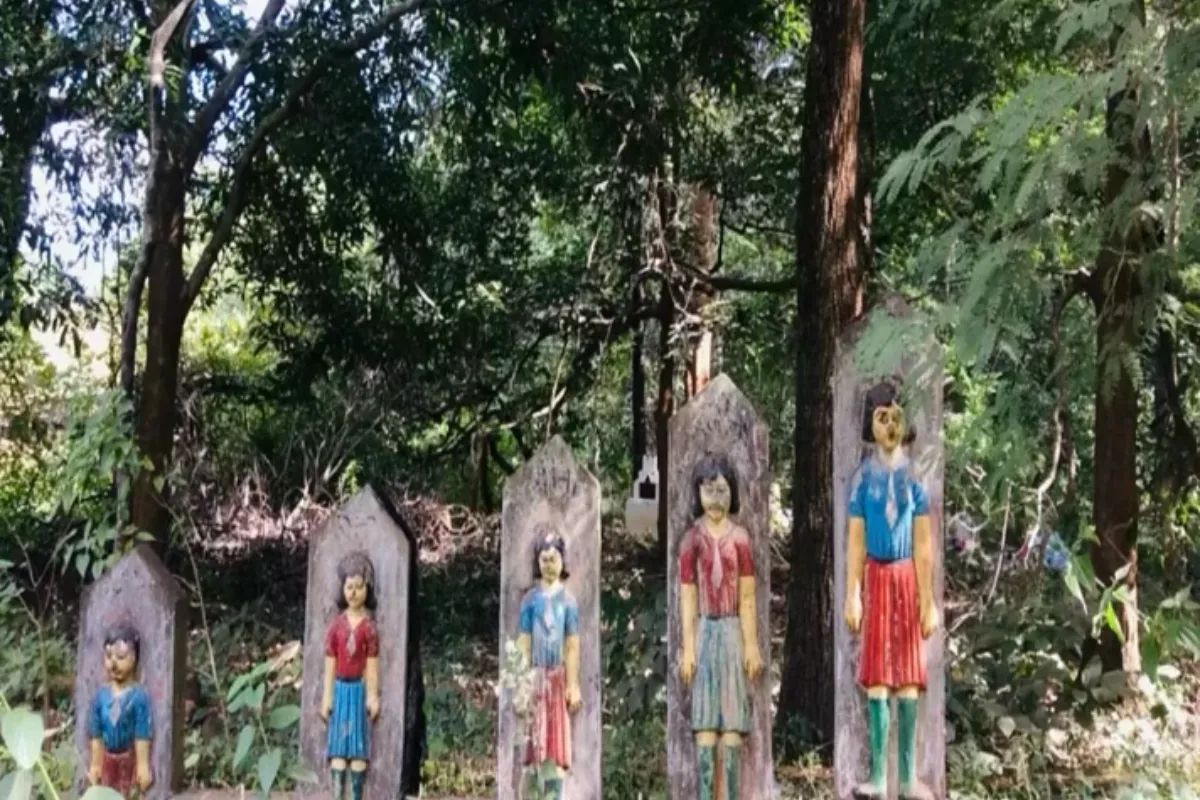 Gudi made of Wood 