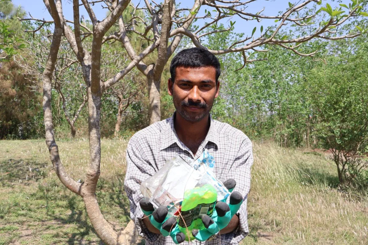 Shubham celebrated a special occasion by volunteering for clean-up drives with us.