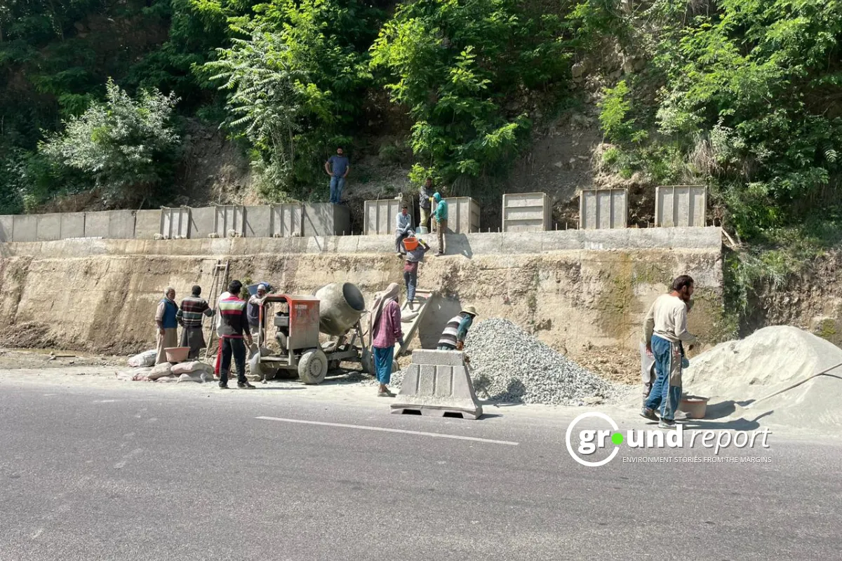 Road Construction in Kashmir