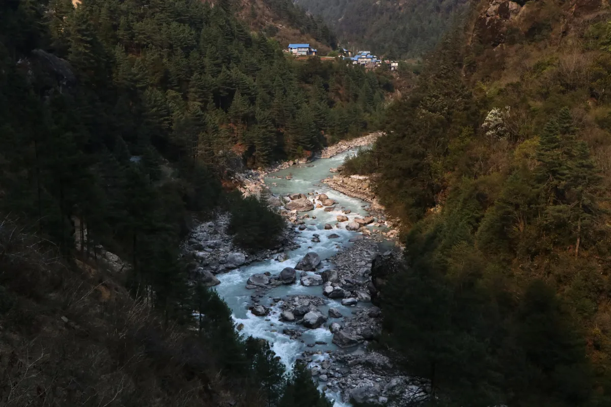 dudhkoshi river 